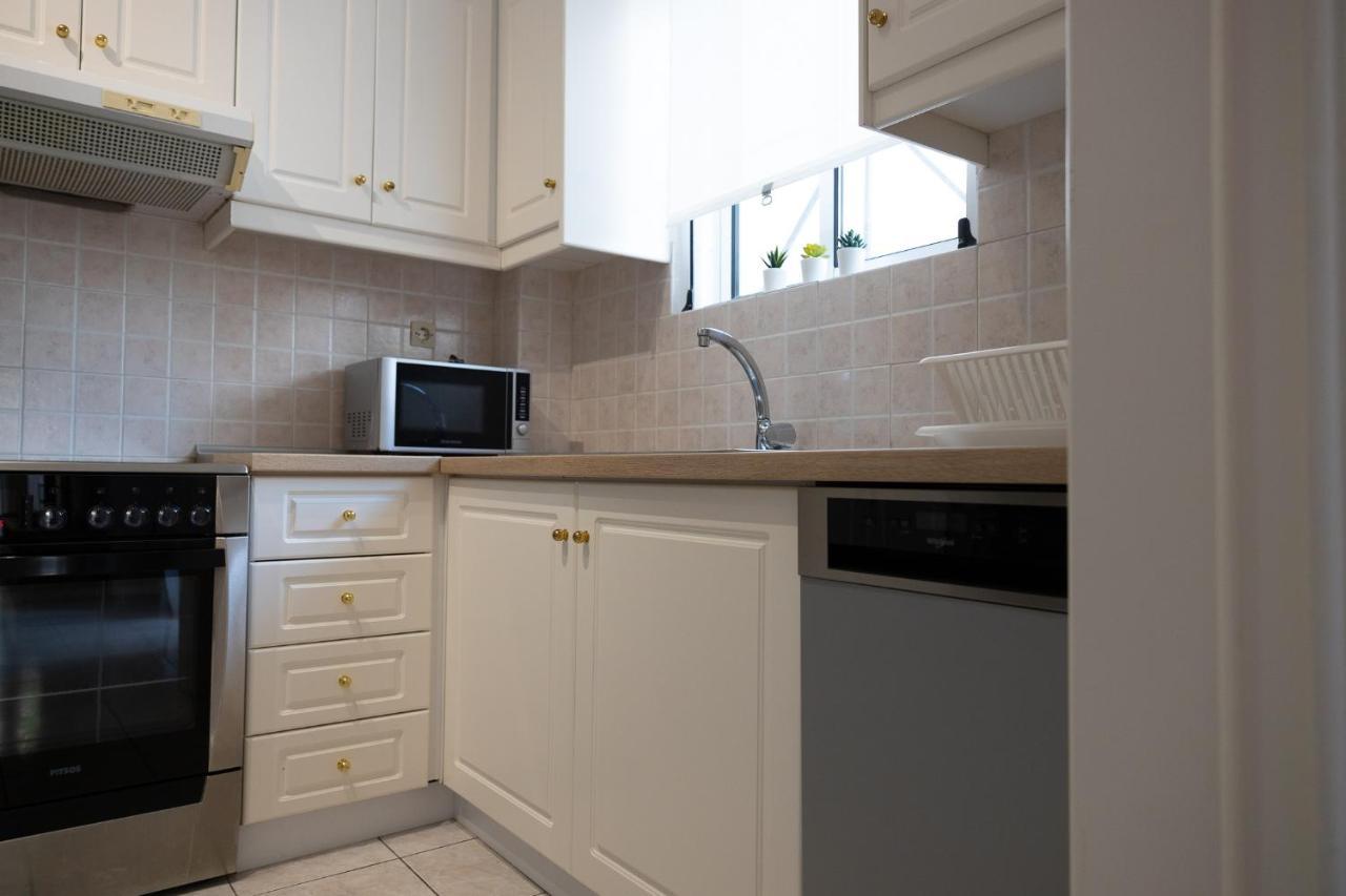 אתונה Spacious Apartment Close To The Sea And The City Center מראה חיצוני תמונה
