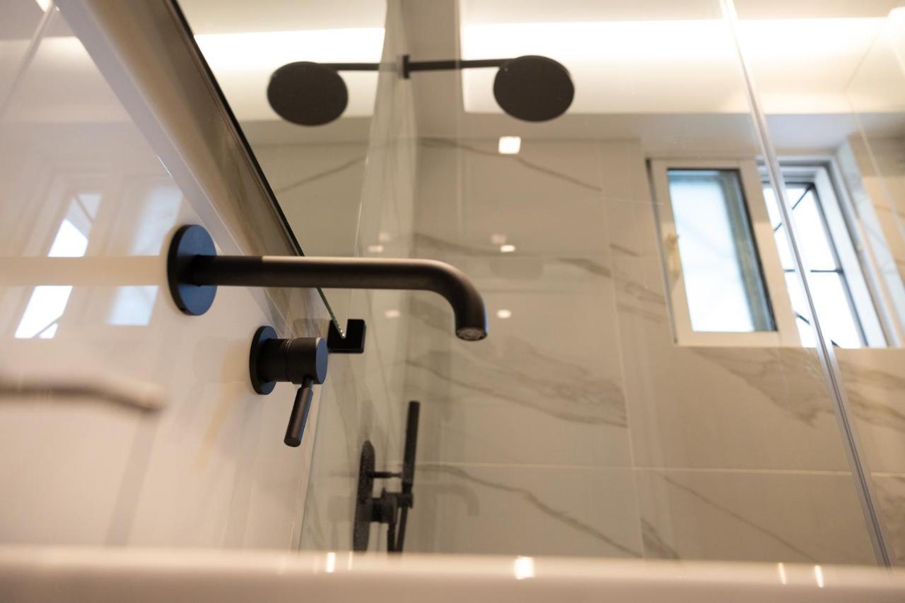 אתונה Spacious Apartment Close To The Sea And The City Center מראה חיצוני תמונה